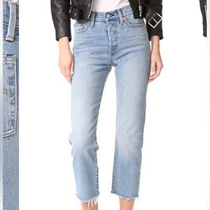 Levi’s Wedgie Straight Jeans Light Wash